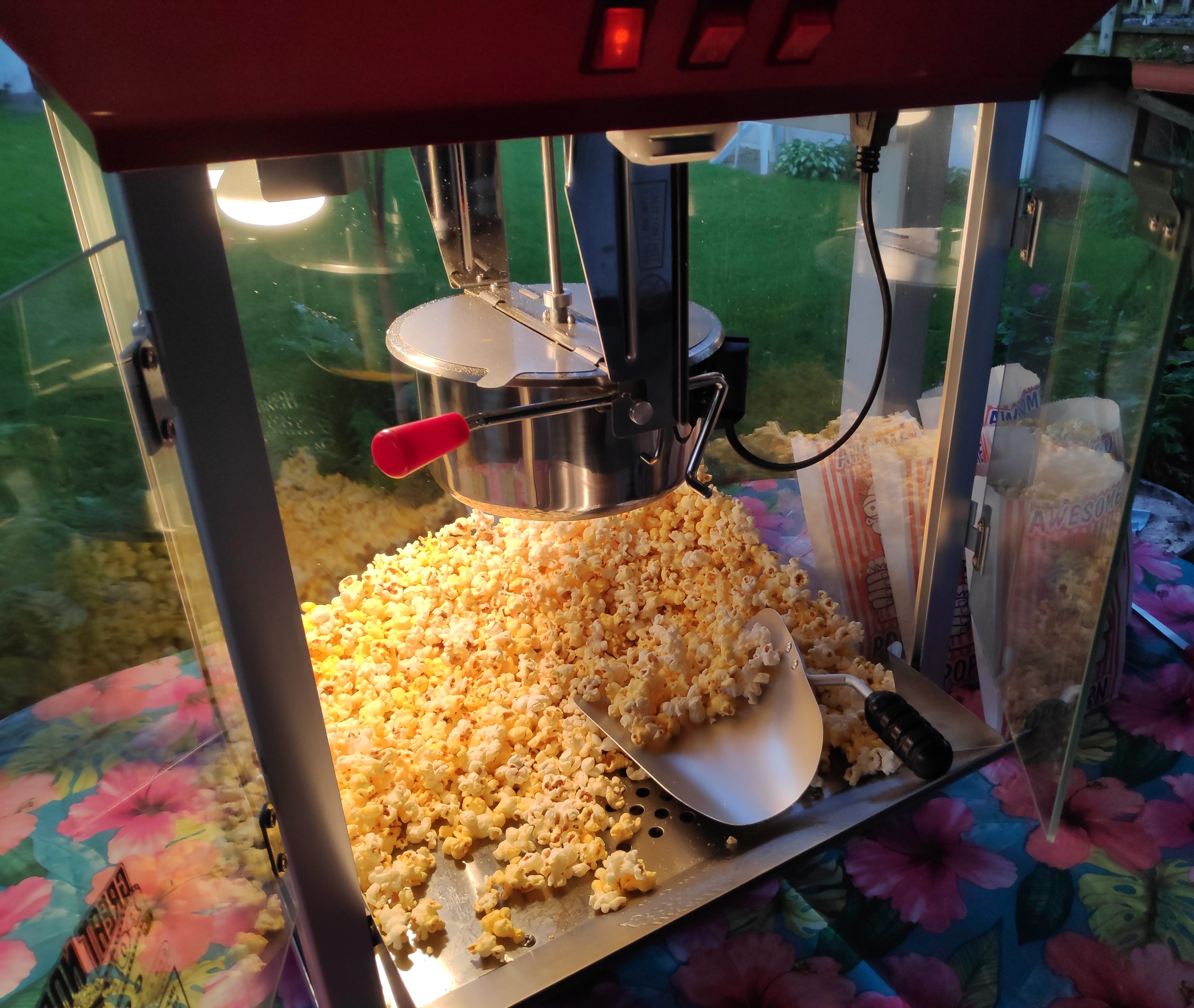 8oz Theater Popcorn Machine - WNY Movie Magic
